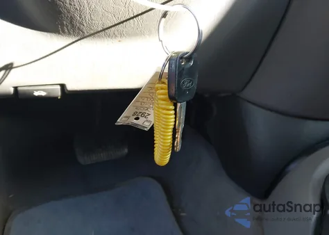 2002 Ford Focus Se from USA, damaged, VIN 1FAFP34PX2W354984